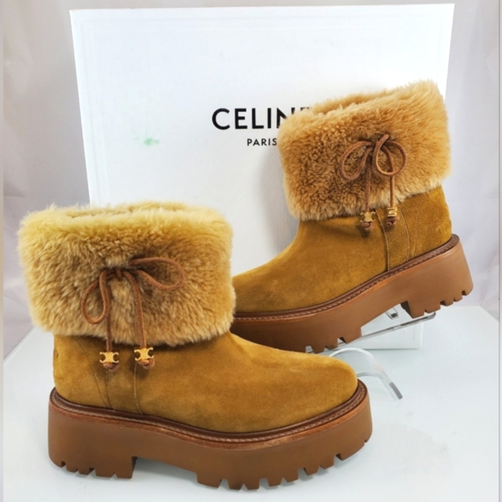 NWT$1,500 CELINE Bulky Brown Suede Triomphe Logo Fur Lined Ankle Boots Sz 36 (6)